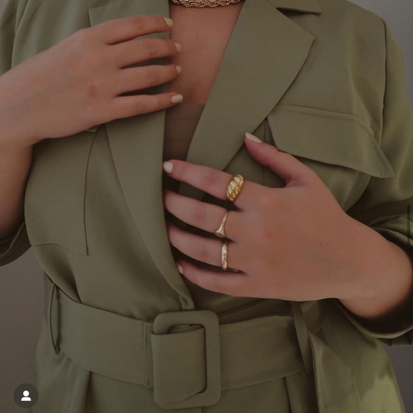 Princess Polly// Lioness Utility dress (or long blazer) - Picture 4 of 6